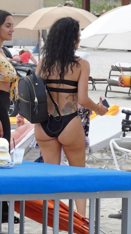 Draya Michele Swimsuit Photoshoot in Miami 005