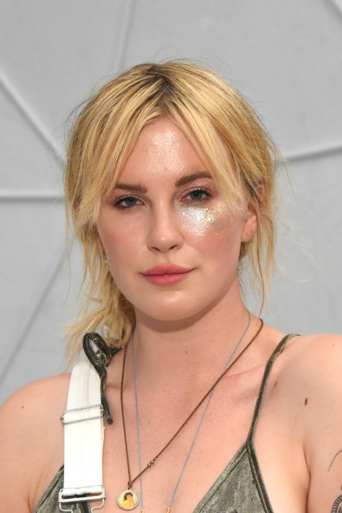 Ireland Baldwin Winter BumbleLand Party 002