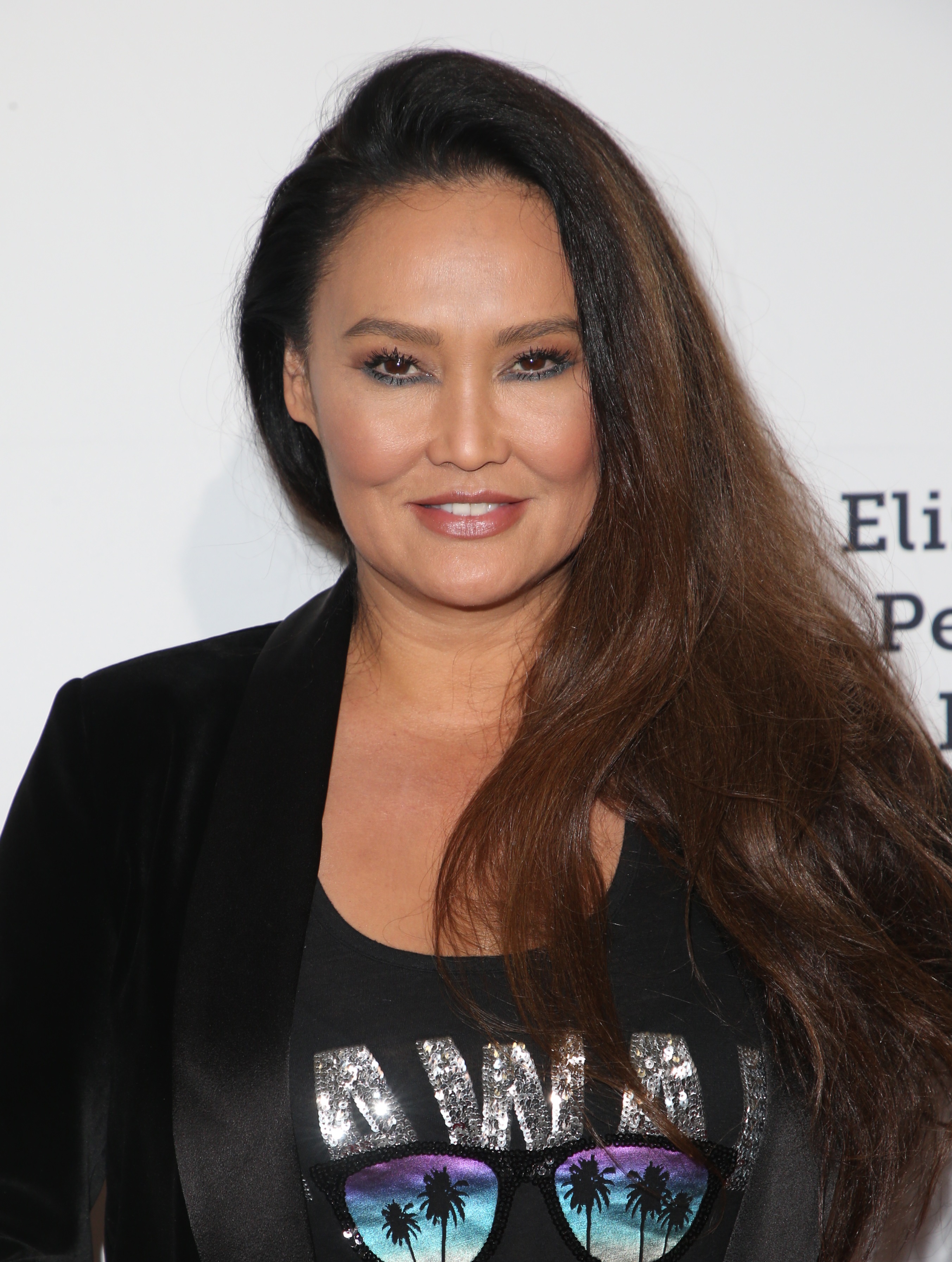 Тиа каррере. Tia Carrere 1991. Тиа Каррере 2018. Тиа Каррере фото.