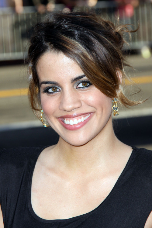 Natalie Morales The Premiere of 'Going The Distance' 022
