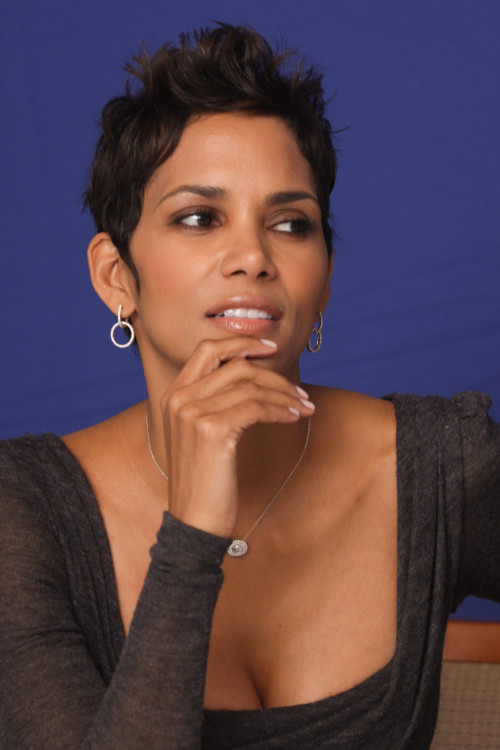 Halle MA Portraits 038