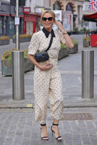 LONDON, ENGLAND - APRIL 26:  Amanda Holden seen leaving Heart Breakfast Radio Studios on April 26, 2