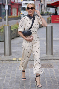 LONDON, ENGLAND - APRIL 26:  Amanda Holden seen leaving Heart Breakfast Radio Studios on April 26, 2